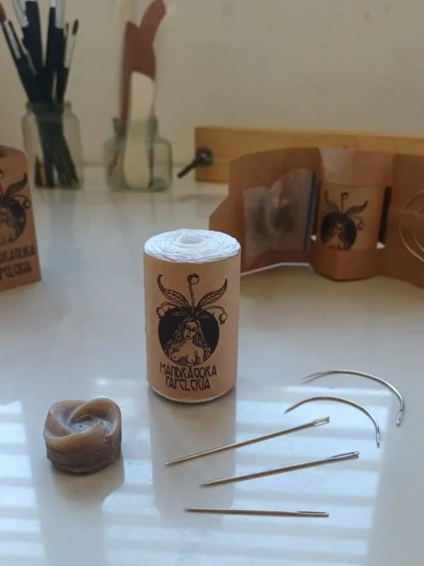 Set de hilo y agujas para encuadernar - Imagen 3